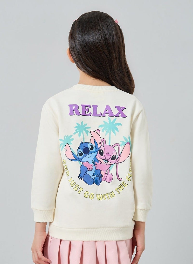 ستايلي سويت شيرت قطني بطبعة جرافيك ليلو آند ستيتش - Image 4